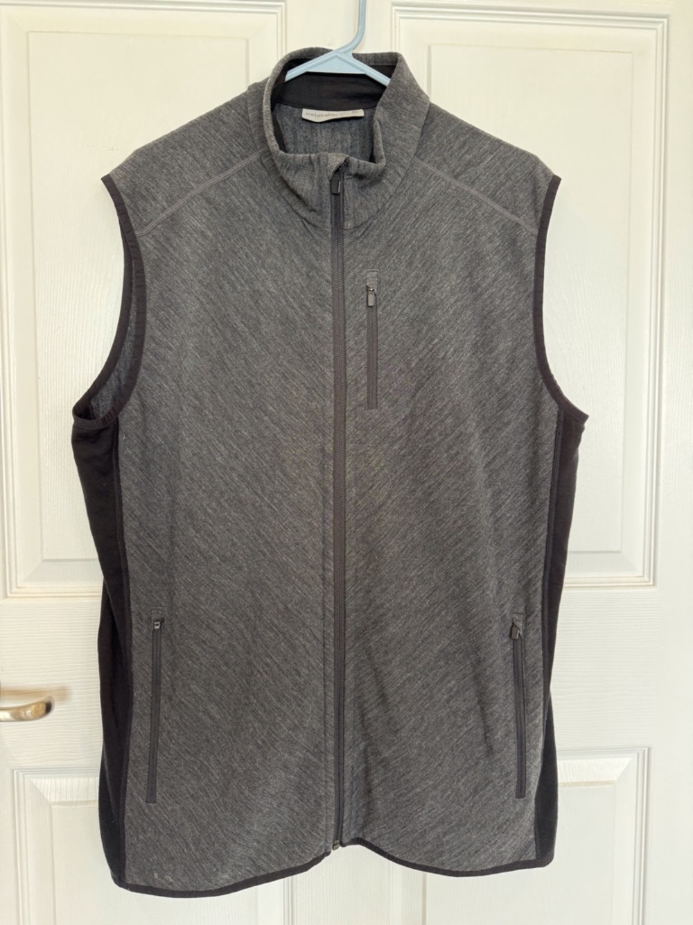 Icebreaker Merino wool vest zip up with zip pockets stretch side panels XL